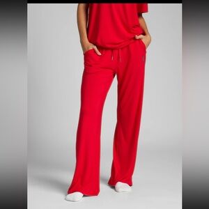 Comfrt Cloud Red Lounge Pants size Medium New